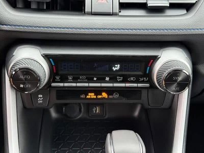 2025 Toyota RAV4 Hybrid SE AWD