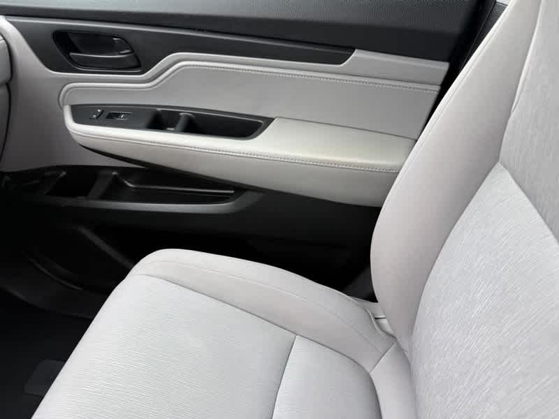 2022 Honda Odyssey EX Auto
