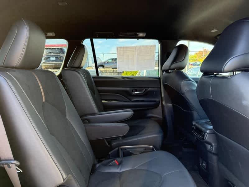 2024 Toyota Grand Highlander Hybrid MAX Limited AWD