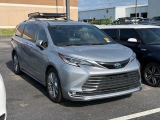 2023 Toyota Sienna Platinum FWD 7-Passenger