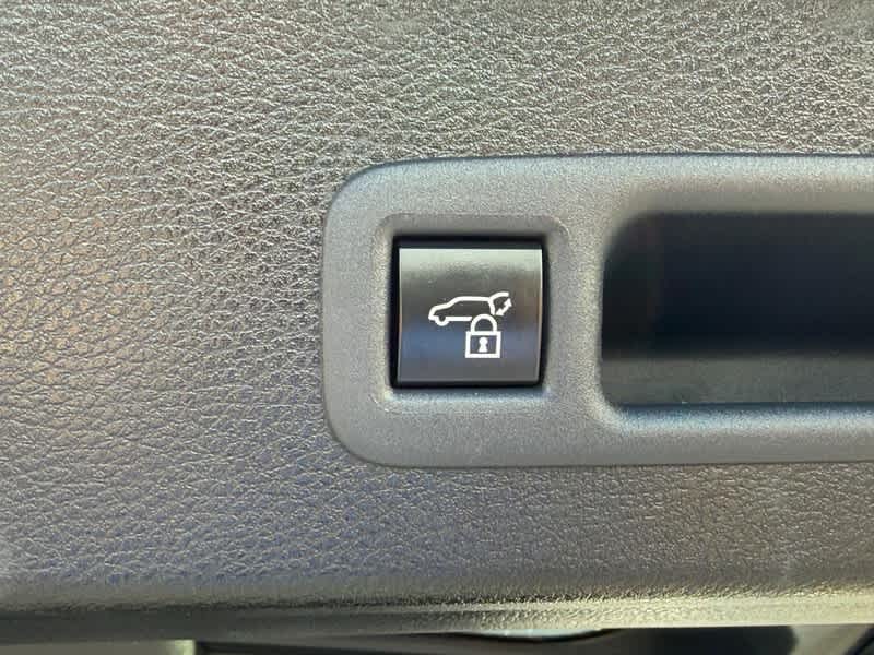 2025 Toyota Sienna Platinum AWD 7-Passenger