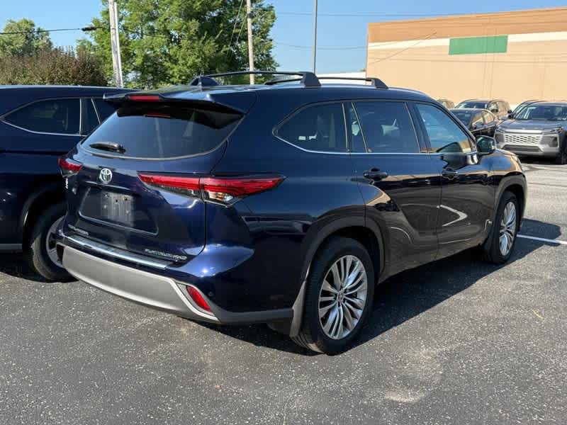 2022 Toyota Highlander Platinum AWD