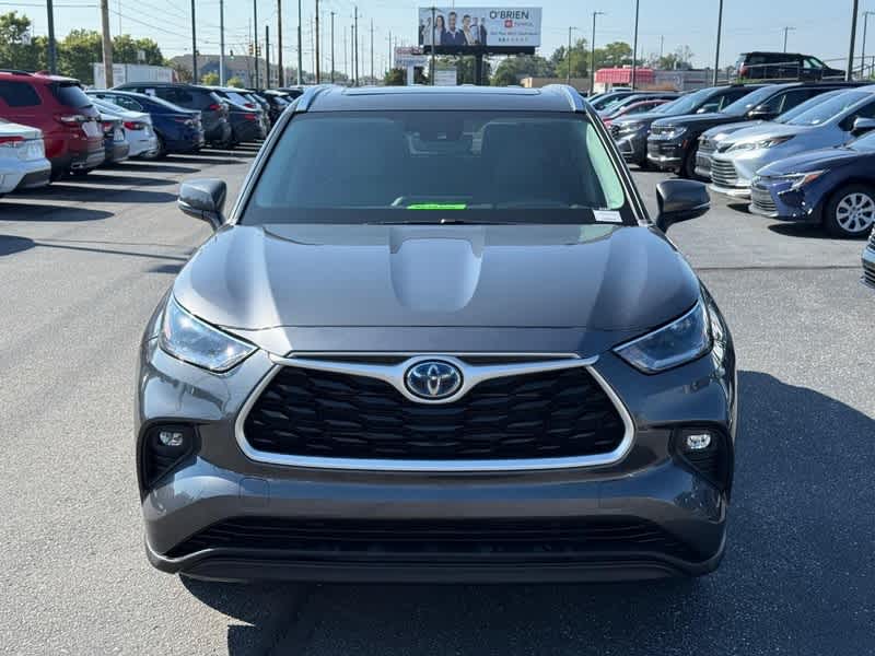 2021 Toyota Highlander Hybrid XLE FWD