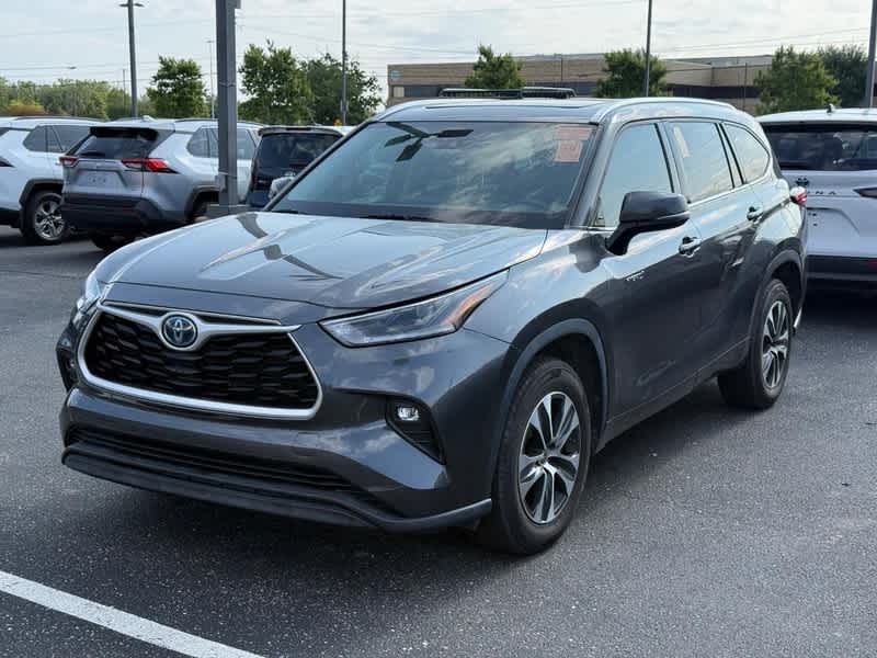 2021 Toyota Highlander Hybrid XLE FWD