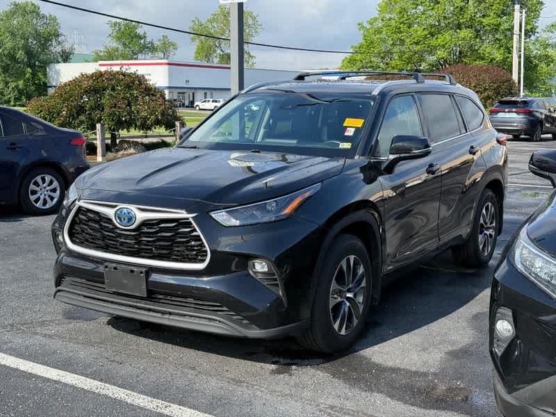 2022 Toyota Highlander Hybrid XLE AWD