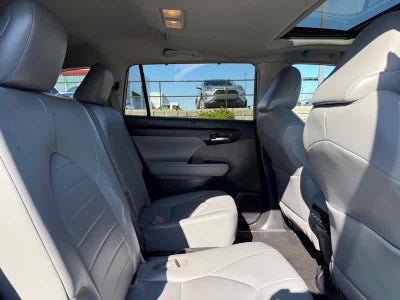 2021 Toyota Highlander Hybrid XLE AWD