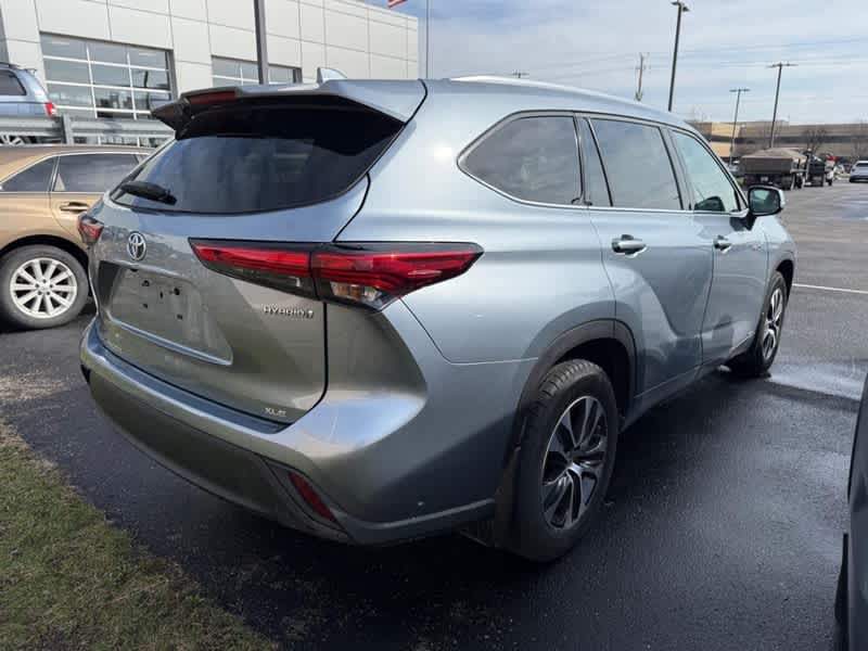 2021 Toyota Highlander Hybrid XLE AWD