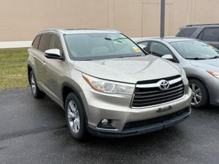 2015 Toyota Highlander AWD 4dr V6 XLE