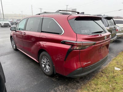 2025 Toyota Sienna XLE AWD 7-Passenger