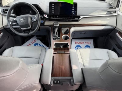 2023 Toyota Sienna XLE AWD 7-Passenger