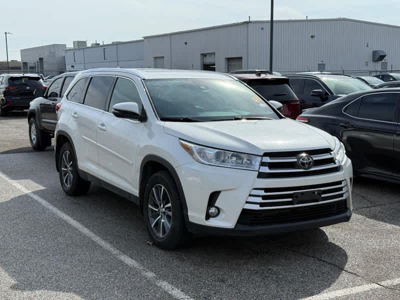 2019 Toyota Highlander XLE V6 AWD