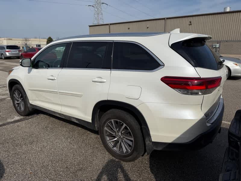 2019 Toyota Highlander XLE V6 AWD