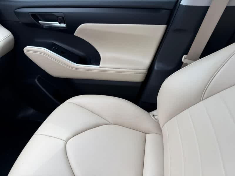 2023 Toyota Highlander Hybrid XLE AWD