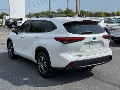 2023 Toyota Highlander Hybrid XLE AWD