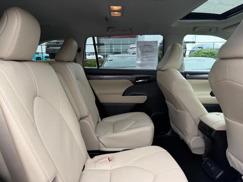 2023 Toyota Highlander Limited AWD