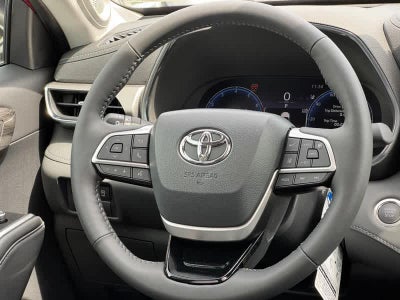 2026 Toyota Highlander Platinum AWD