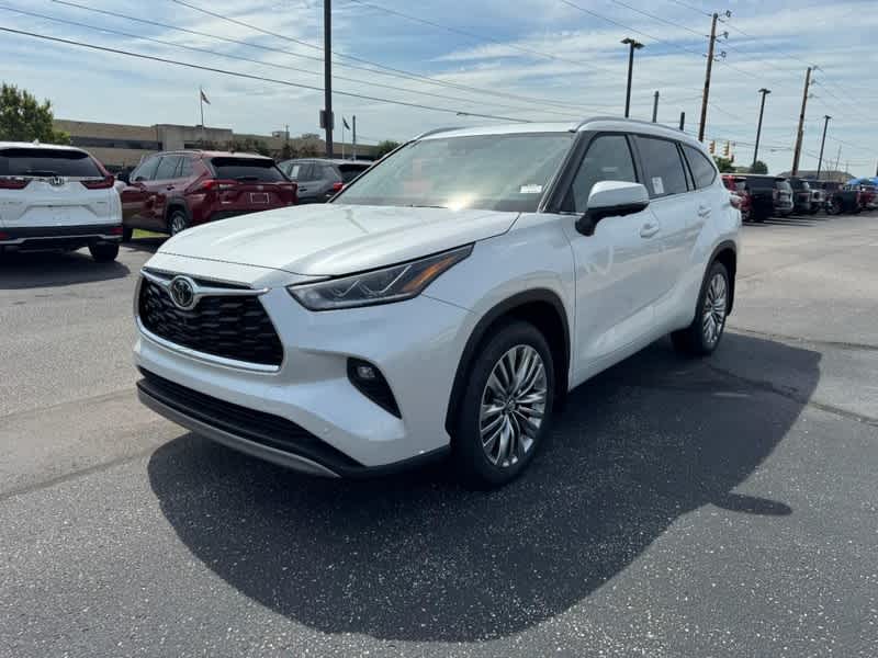 2026 Toyota Highlander Platinum AWD
