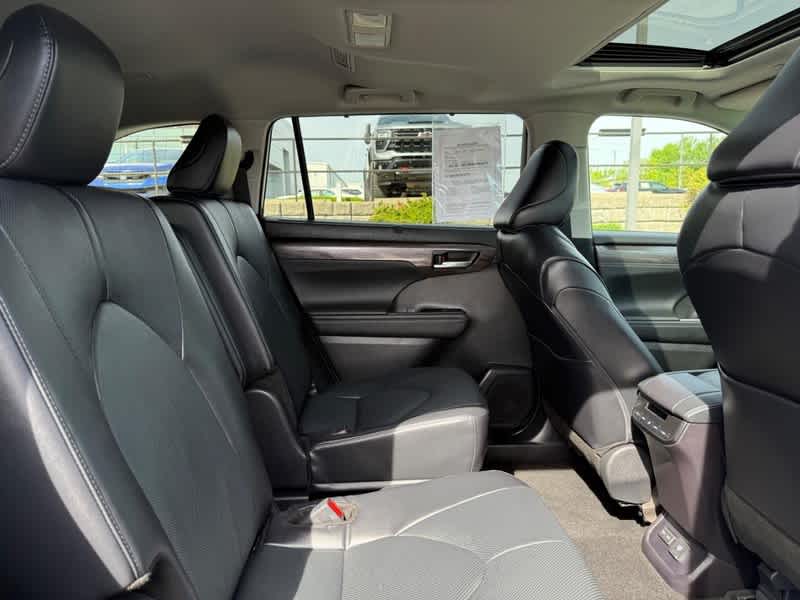 2024 Toyota Highlander Limited AWD