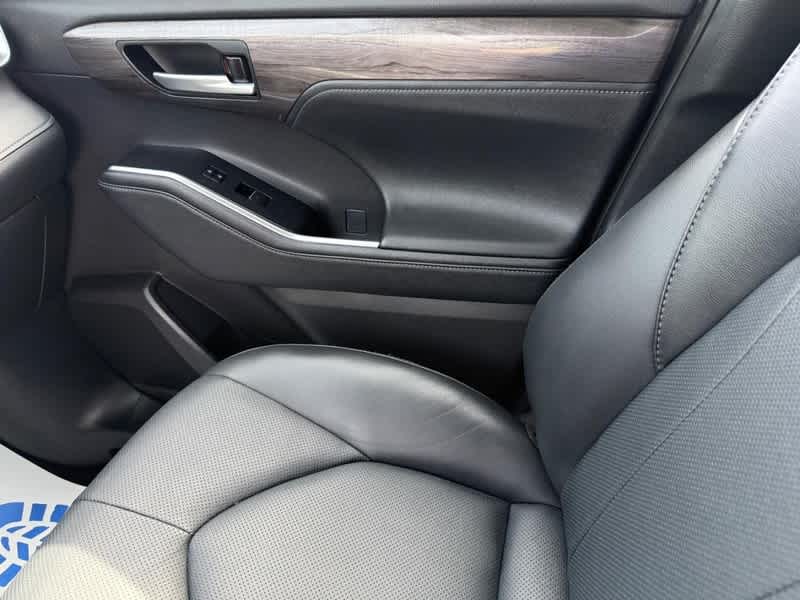 2024 Toyota Highlander Limited AWD