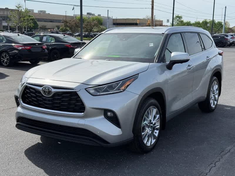 2024 Toyota Highlander Limited AWD
