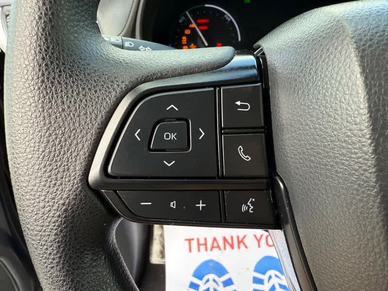 2025 Toyota Sienna LE FWD 8-Passenger