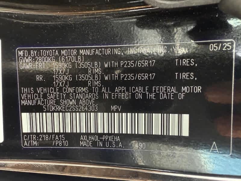 2025 Toyota Sienna LE FWD 8-Passenger