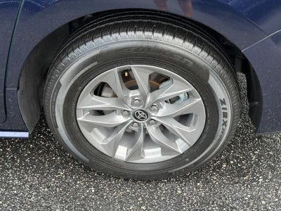 2025 Toyota Sienna LE FWD 8-Passenger