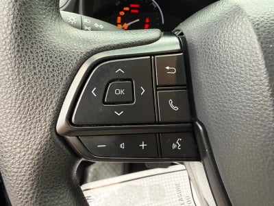 2025 Toyota Sienna LE FWD 8-Passenger