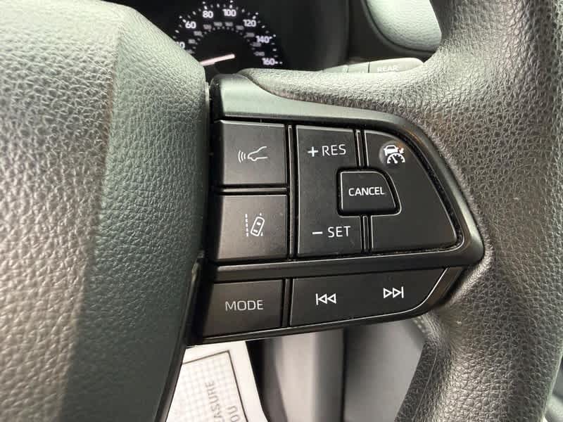 2025 Toyota Sienna LE FWD 8-Passenger