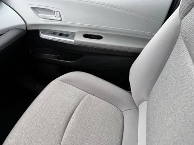 2025 Toyota Sienna LE FWD 8-Passenger