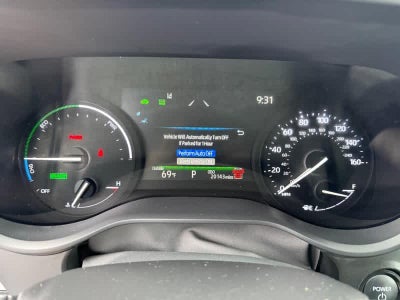 2025 Toyota Sienna LE FWD 8-Passenger