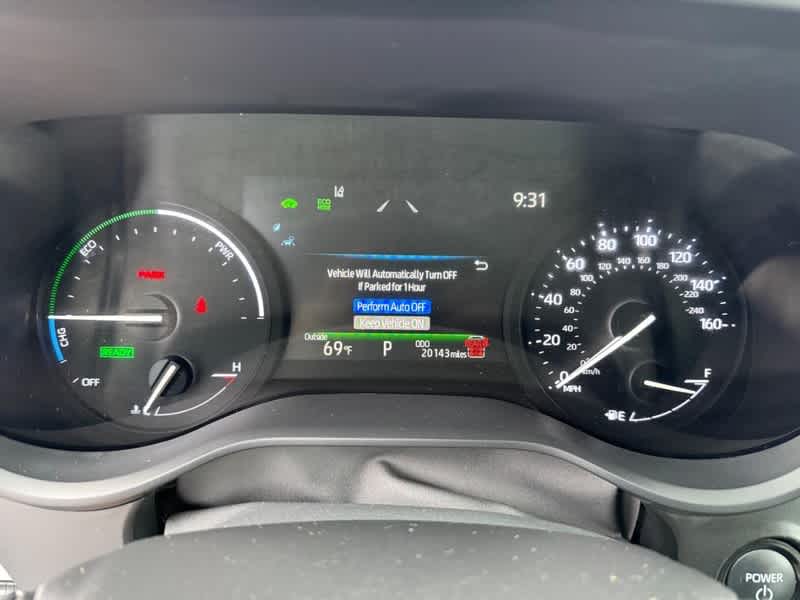 2025 Toyota Sienna LE FWD 8-Passenger