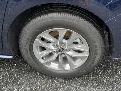 2025 Toyota Sienna LE FWD 8-Passenger