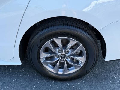 2023 Toyota Sienna LE FWD 8-Passenger