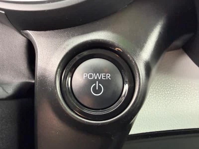 2025 Toyota Sienna LE FWD 8-Passenger