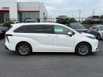 2025 Toyota Sienna LE FWD 8-Passenger