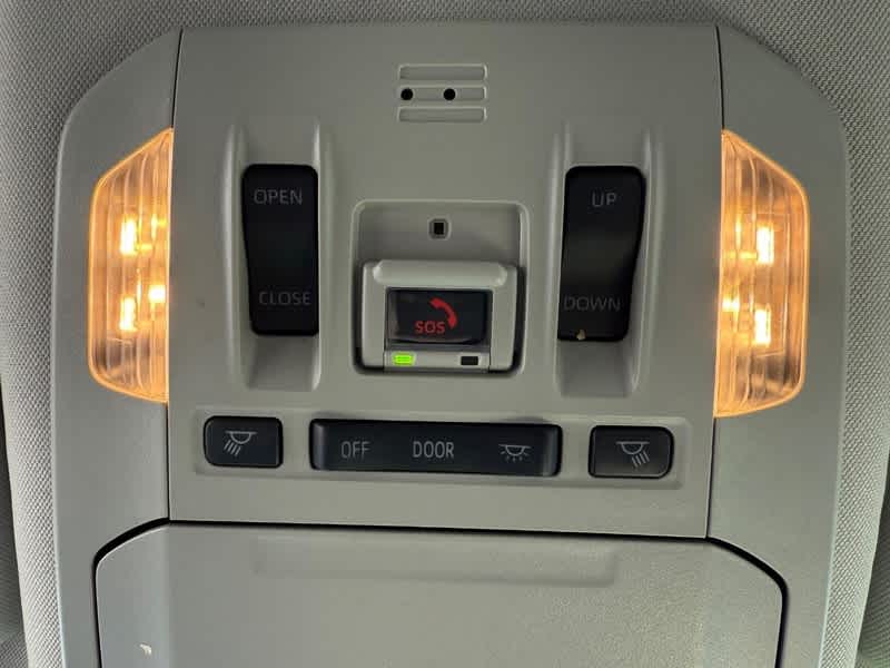 2023 Toyota Highlander Hybrid Limited AWD