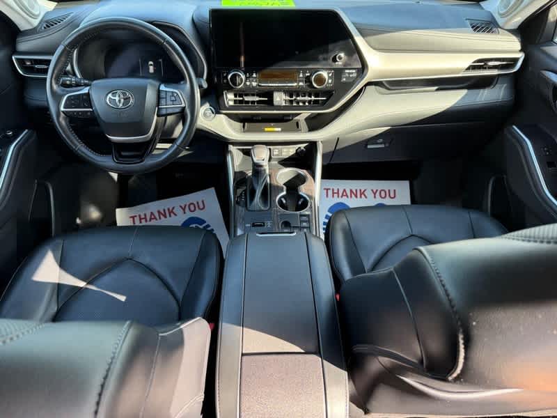 2024 Toyota Highlander Hybrid Limited AWD