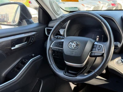 2024 Toyota Highlander Hybrid Limited AWD
