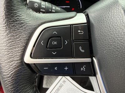 2023 Toyota Sienna XLE FWD 8-Passenger