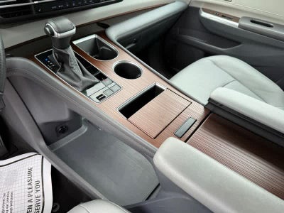 2023 Toyota Sienna XLE FWD 8-Passenger