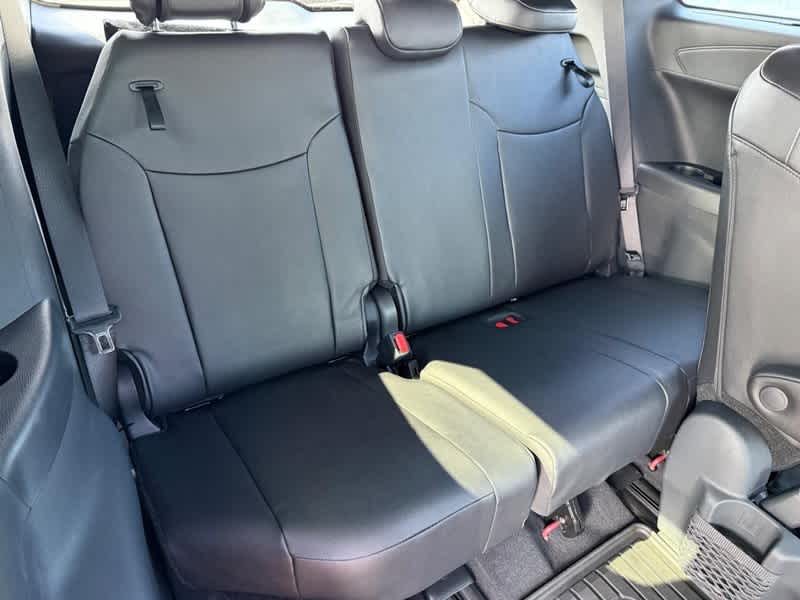 2026 Toyota Sienna Limited FWD 7-Passenger