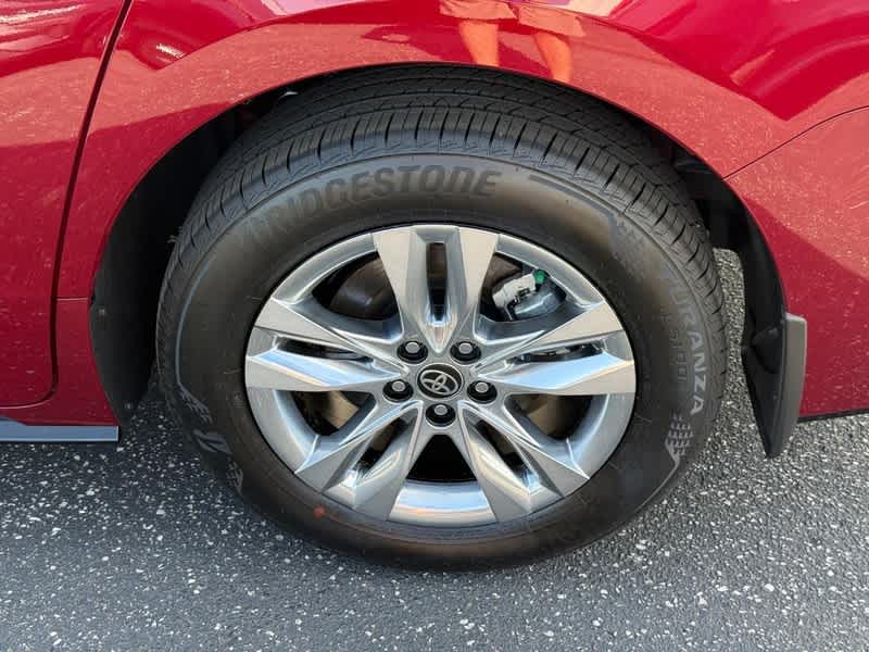 2026 Toyota Sienna Limited FWD 7-Passenger