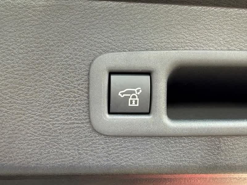 2026 Toyota Sienna Limited FWD 7-Passenger