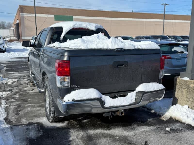 2011 Toyota Tundra CrewMax 5.7L FFV V8 6-Spd AT