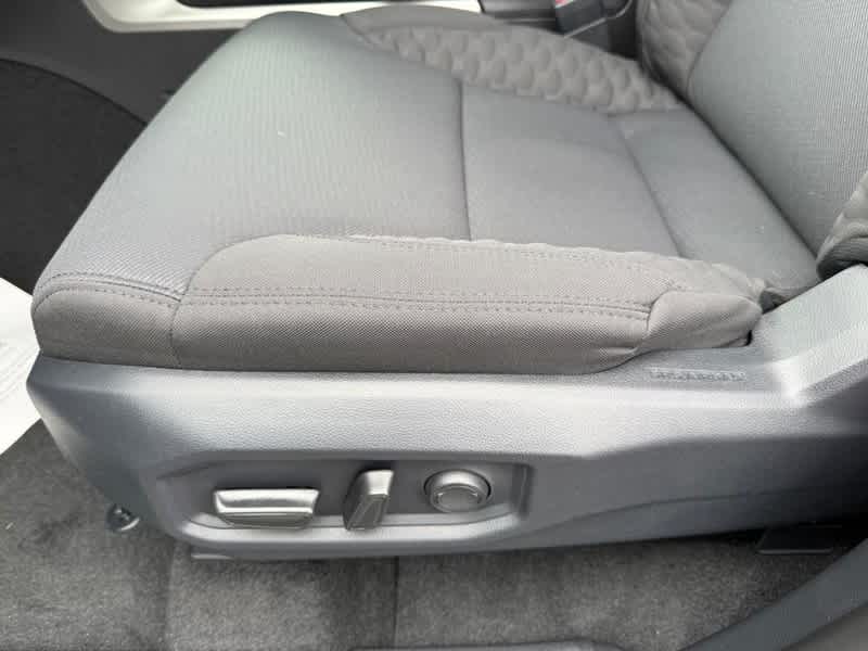 2026 Toyota Tundra SR5 CrewMax 5.5 Bed
