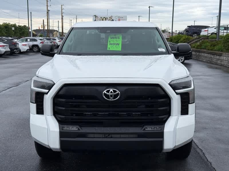 2024 Toyota Tundra SR5 CrewMax 5.5 Bed