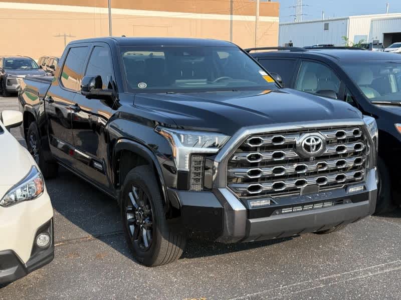 2023 Toyota Tundra Platinum CrewMax 5.5 Bed