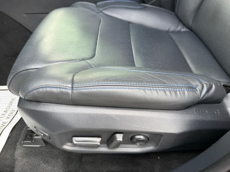 2024 Toyota Tundra Platinum Hybrid CrewMax 5.5 Bed