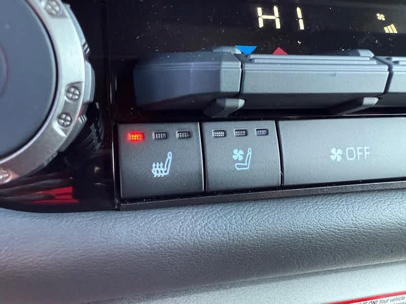 2026 Toyota Tundra Platinum Hybrid CrewMax 5.5 Bed